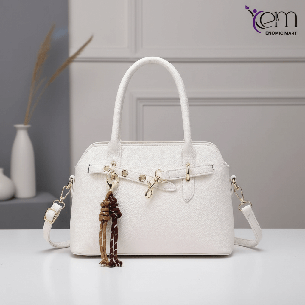 Upgrade your everyday style with this elegant PU shoulder bag featuring a trendy chain strap and secure zip closure. Designed for modern women who love both fashion and functionality.