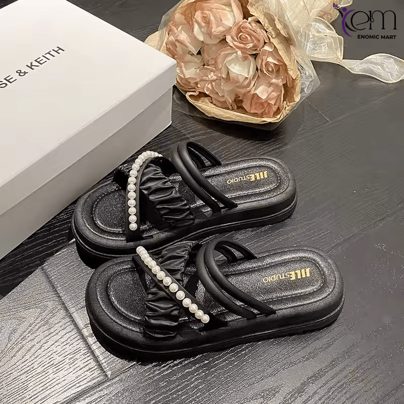 Summer New Women's Fashionable Fairy Indoor- Outdoor Non-Slip Pearl Casual Beach Custom Slippers Sandals Internet Celebrity